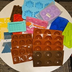 18 + Pieces - Chocbox Dubai Chocolate Bar Mold, Hot Cocoa/Oreo/Chocolate Molds